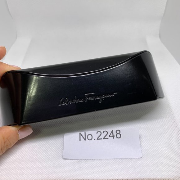 Salvatore Ferragamo NWOT Eyeglasses Case, Cloth Black Faux Leather - Picture 12 of 12